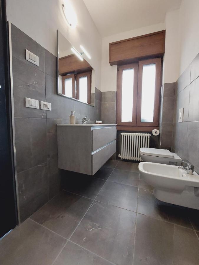 Dudi Jolie Maison - Jacuzzi Lezzeno Exterior foto